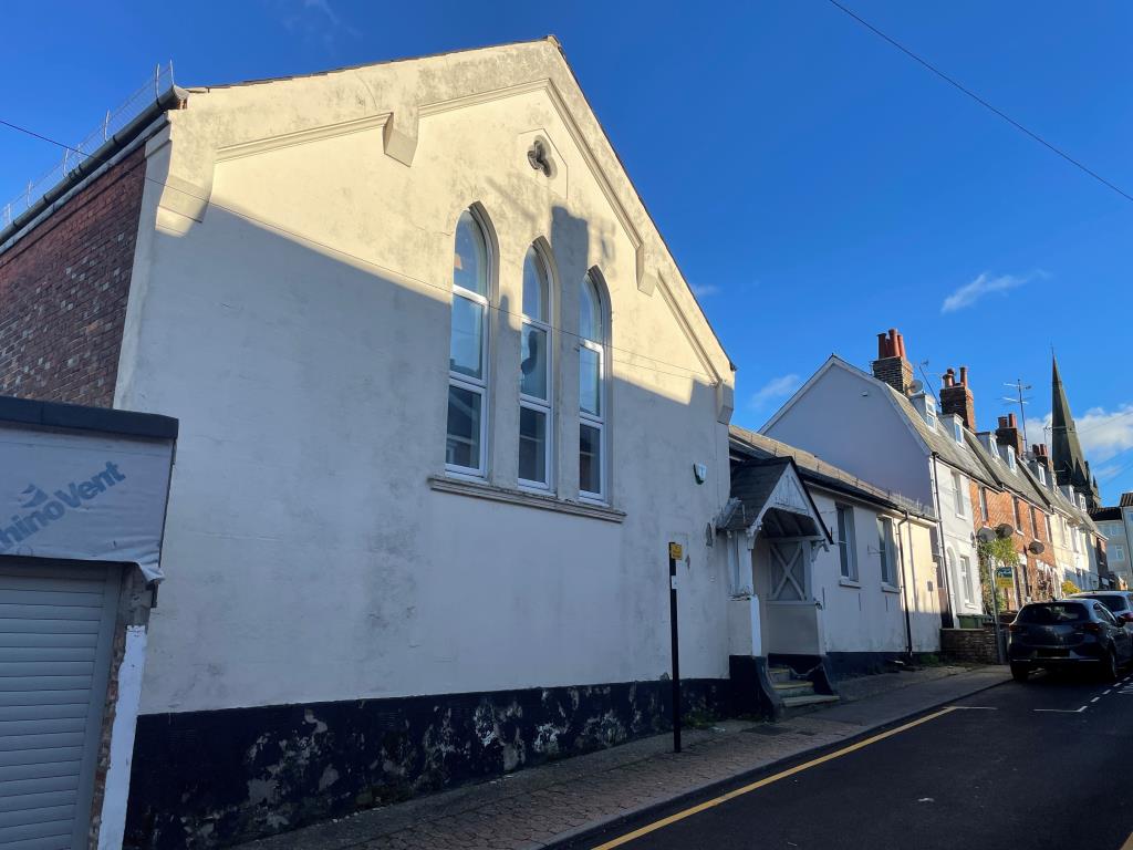 Lot: 23 - COMMERCIAL BUILDING WITH POTENTIAL - Former Annex - Front elevation 2